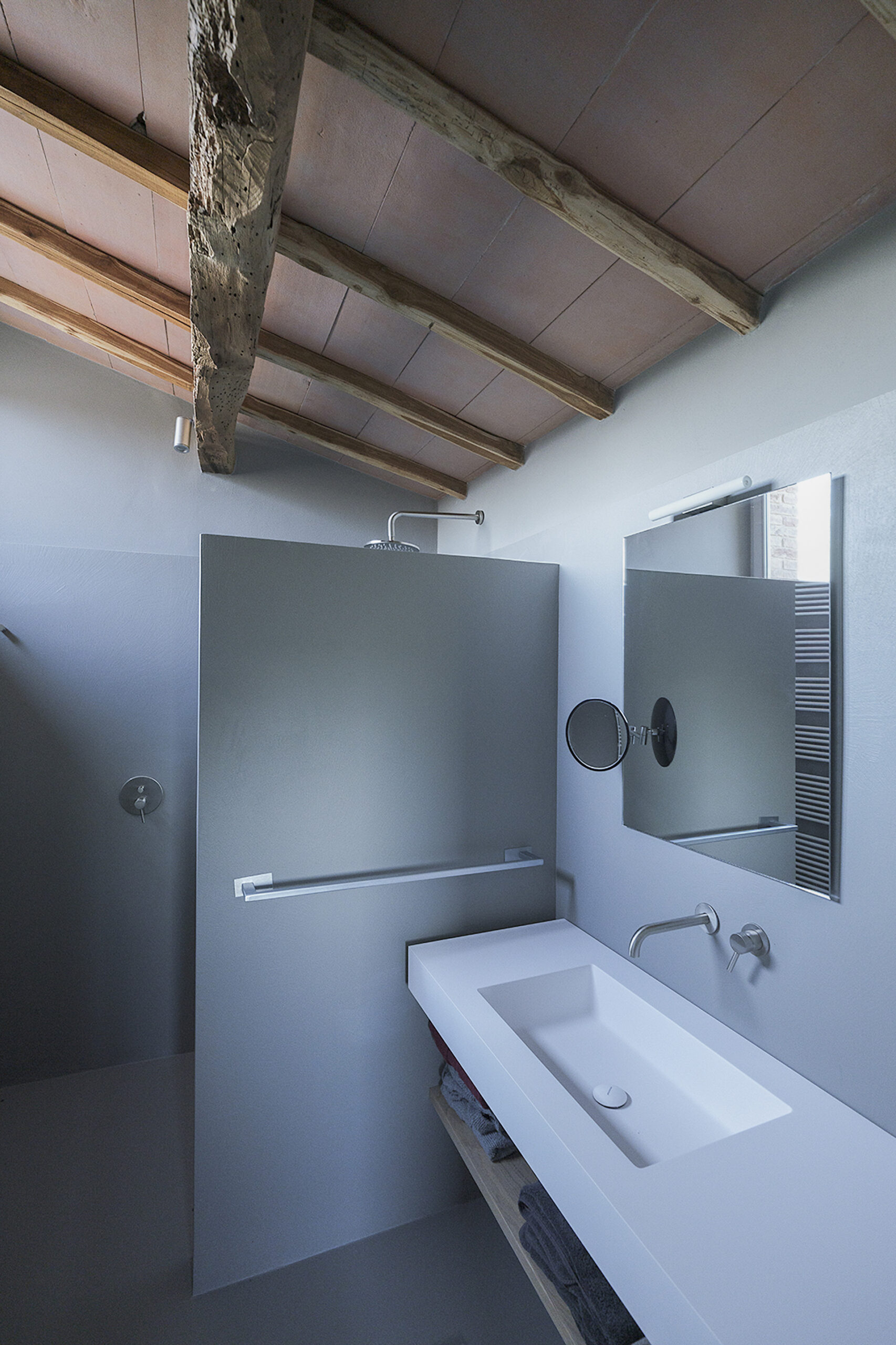 Kompaktowy apartament typu studio z aneksem kuchennym